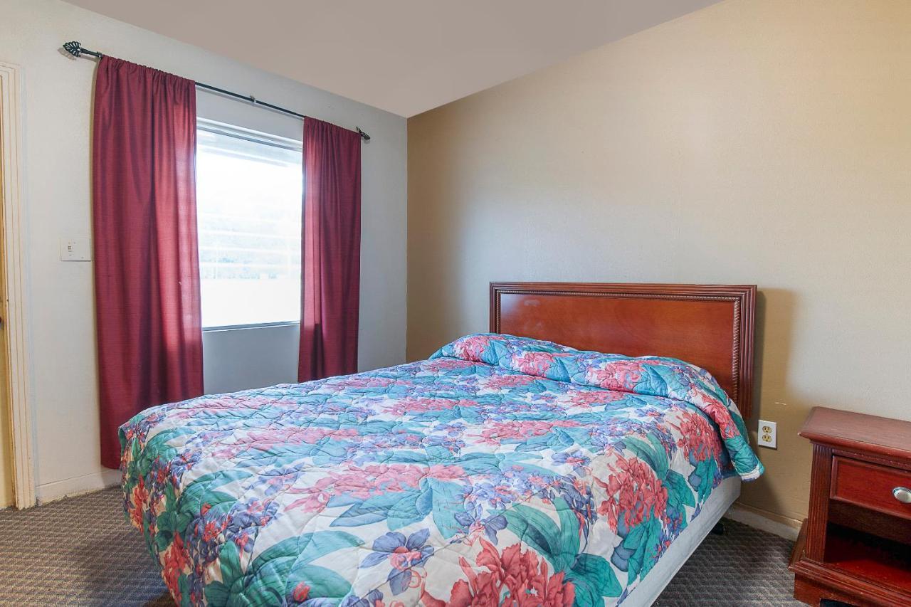 Hotel O Near Fanning Springs State Park Us Hwy 98 Old Town Εξωτερικό φωτογραφία