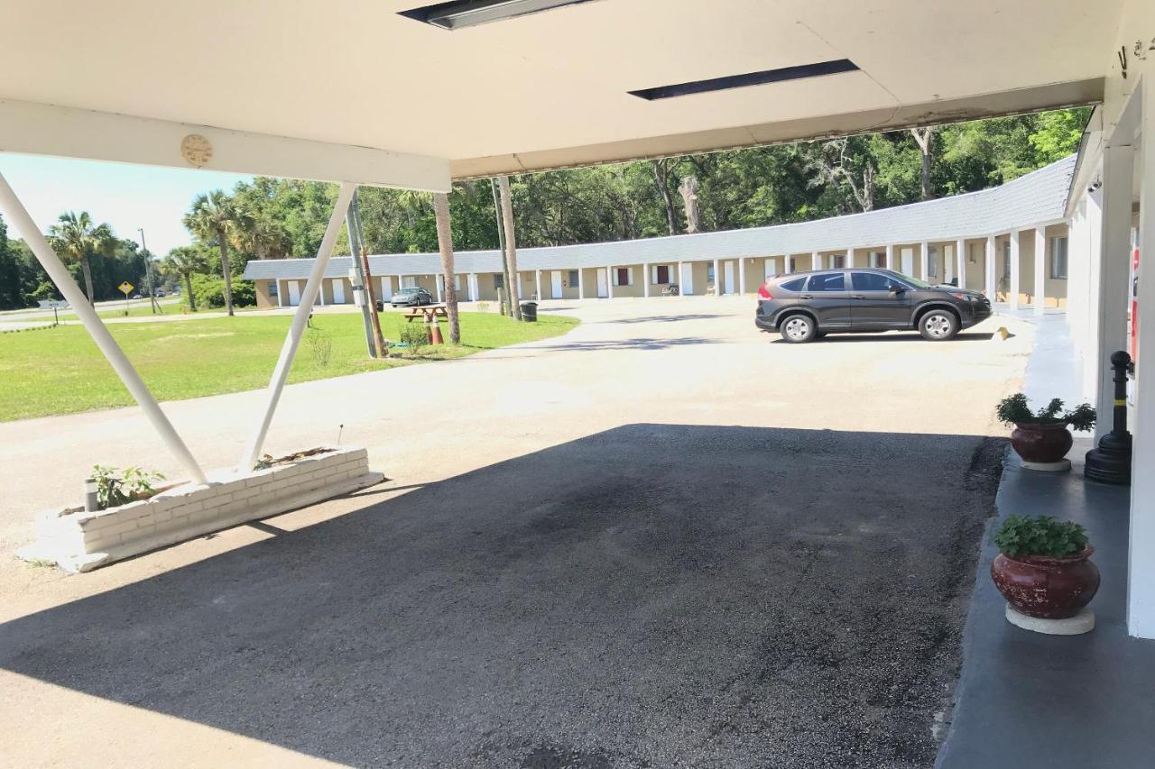 Hotel O Near Fanning Springs State Park Us Hwy 98 Old Town Εξωτερικό φωτογραφία