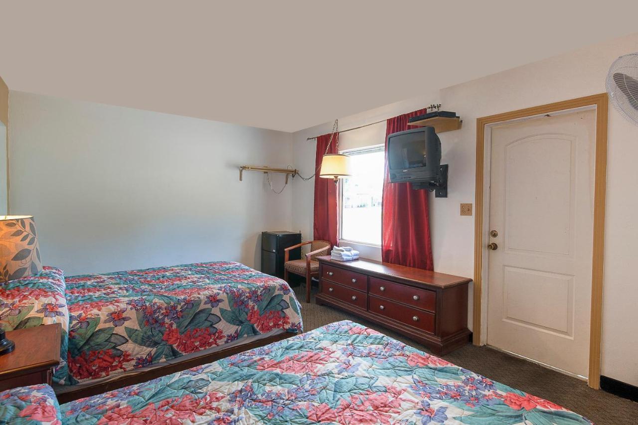Hotel O Near Fanning Springs State Park Us Hwy 98 Old Town Εξωτερικό φωτογραφία