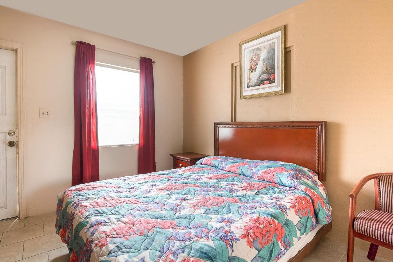Hotel O Near Fanning Springs State Park Us Hwy 98 Old Town Εξωτερικό φωτογραφία