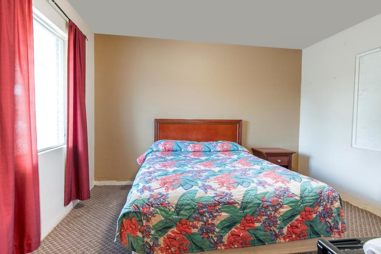 Hotel O Near Fanning Springs State Park Us Hwy 98 Old Town Εξωτερικό φωτογραφία